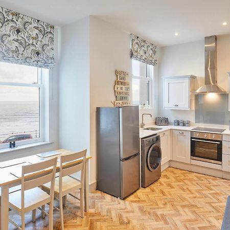 Host & Stay - 2 Maritime Apartments 스카버러 외부 사진