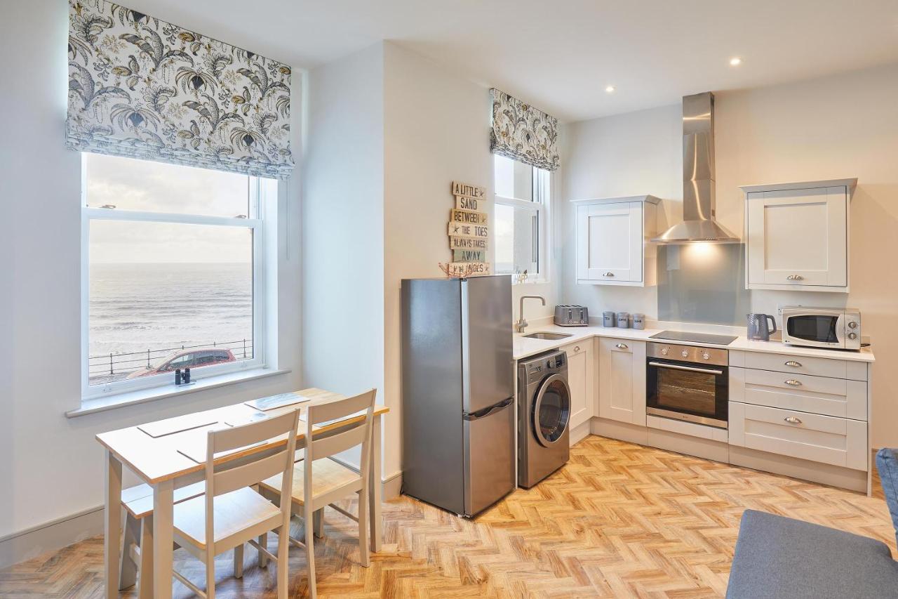 Host & Stay - 2 Maritime Apartments 스카버러 외부 사진